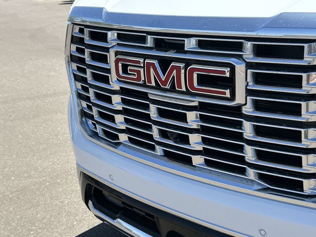 New 2026 GMC Yukon XL Denali AWD/4WD image 32