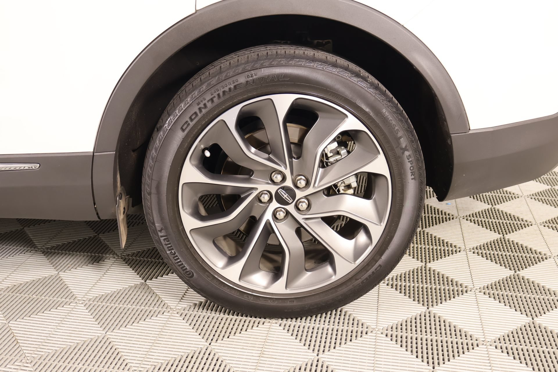 Used 2021 Lincoln Nautilus Reserve AWD/4WD image 19