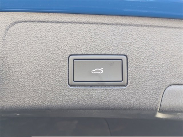 New 2026 Volkswagen Atlas Cross Sport SE image 14