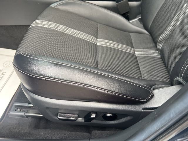 Used 2025 MAZDA CX-50 AWD 2.5 S w/ Preferred Package image 26