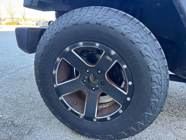 Used 2017 Jeep Wrangler Unlimited Sport w/ Connectivity Group image 14