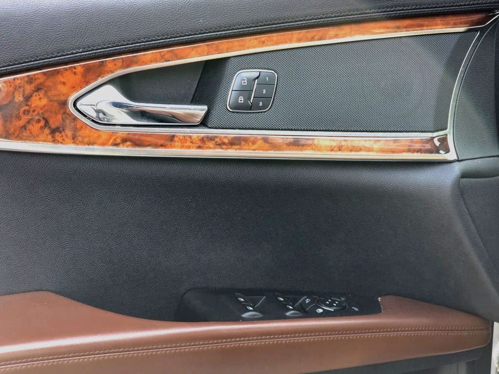 Used 2018 Lincoln MKX Reserve w/ Driver Assistance Package image 15