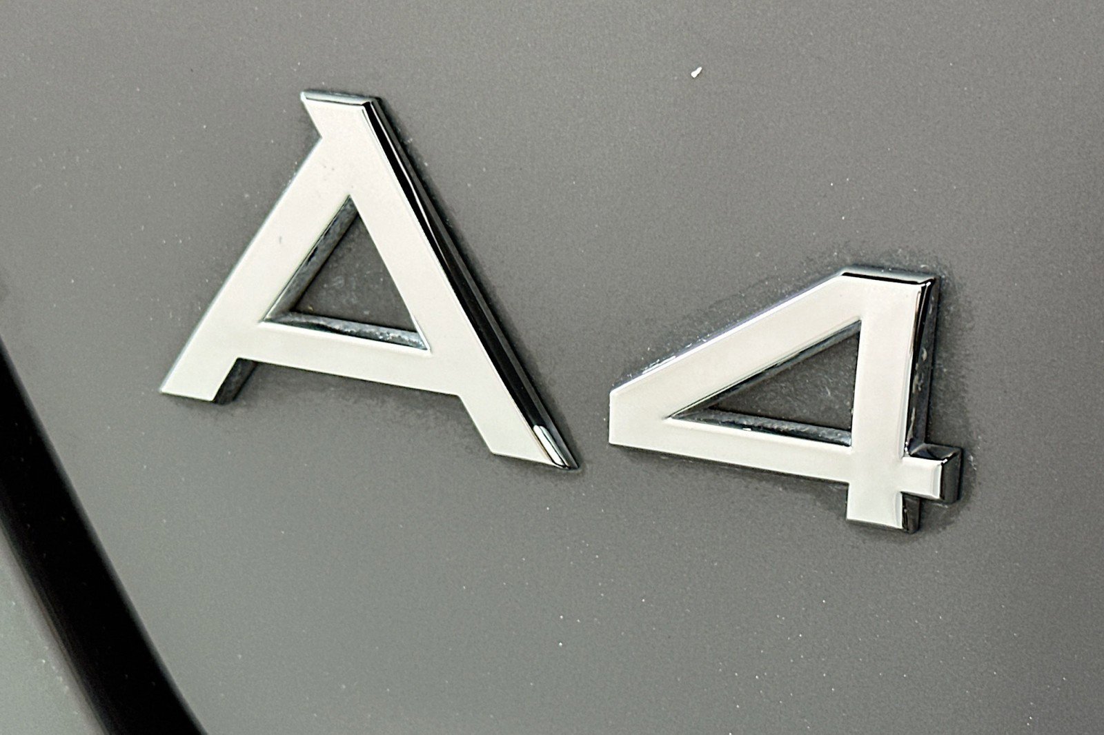 Used 2019 Audi A4 2.0T Premium Plus w/ Premium Plus Package FWD image 10