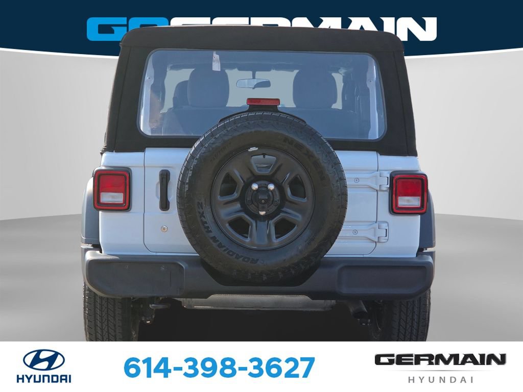 Used 2024 Jeep Wrangler Sport AWD/4WD image 9