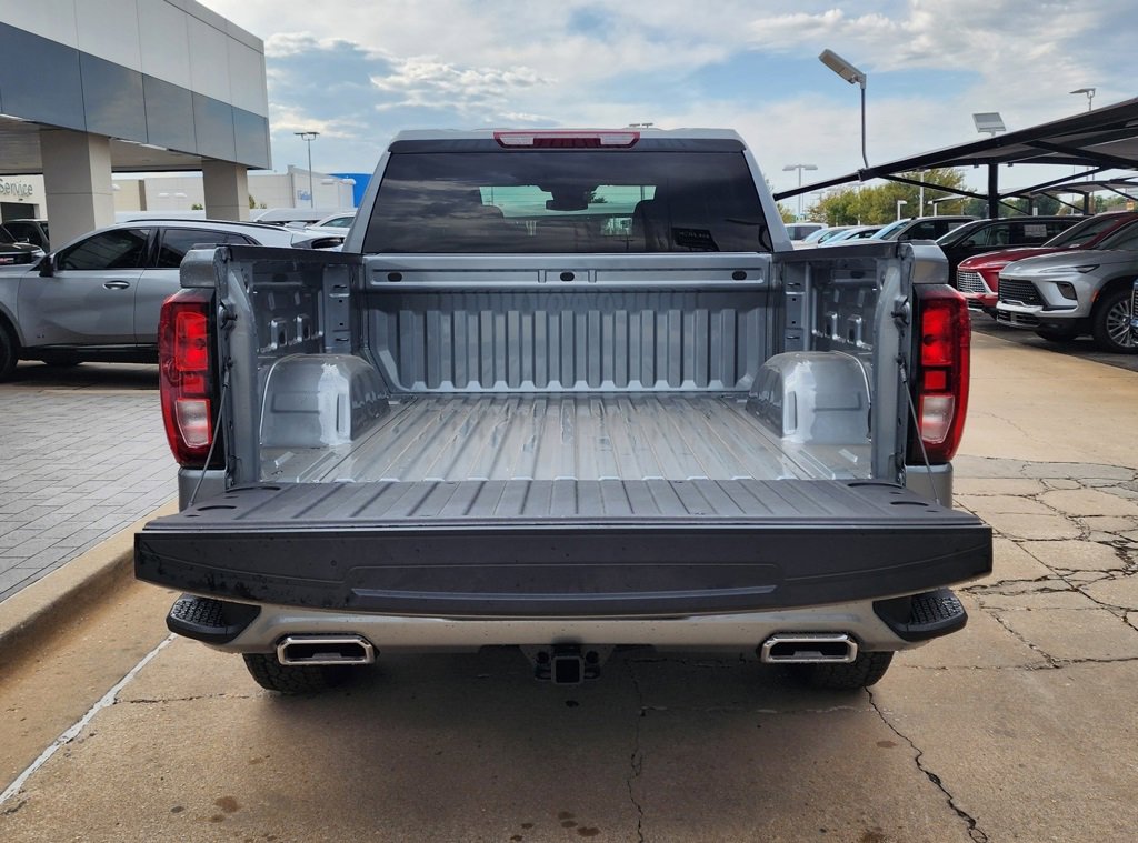 New 2026 GMC Sierra 1500 Elevation w/ LPO, Elevation Black Package image 47