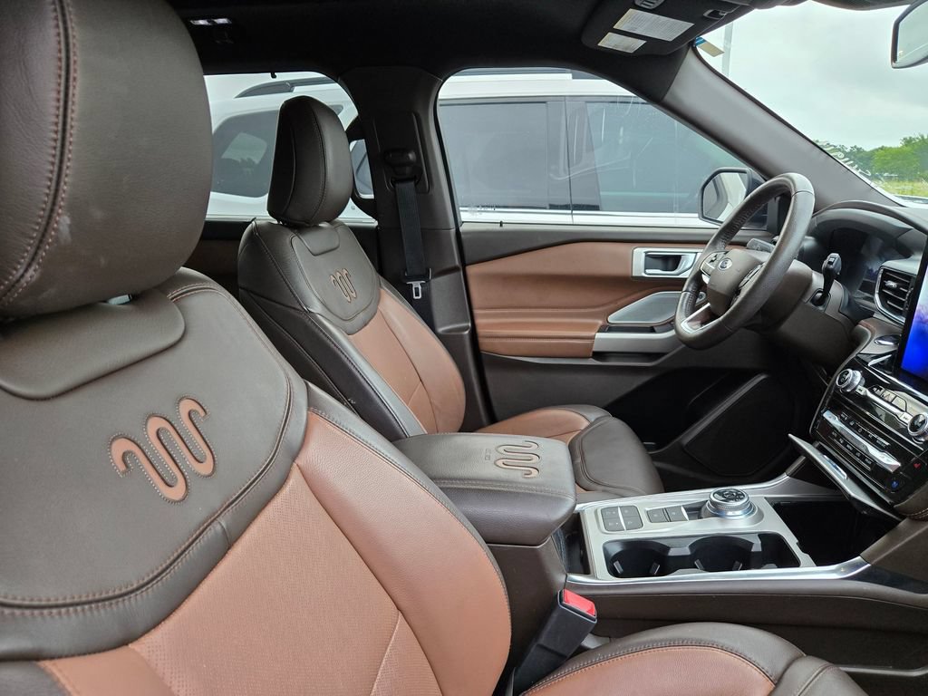 Used 2023 Ford Explorer King Ranch w/ Technology Package RWD image 20