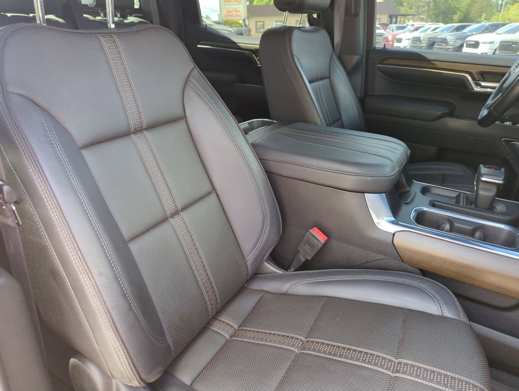 Used 2024 Chevrolet Silverado 1500 High Country w/ Max Trailering Package AWD/4WD image 32