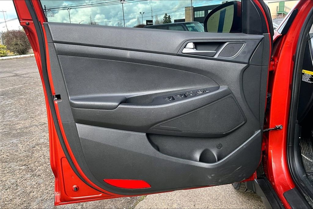 Used 2016 Hyundai Tucson Sport image 22