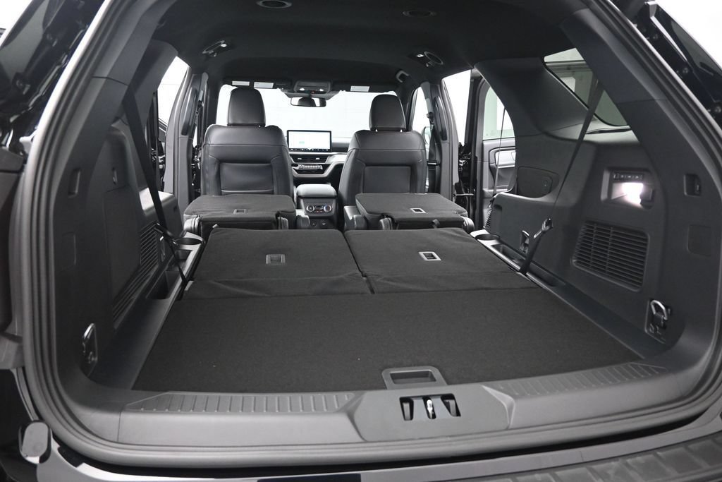 New 2026 Ford Explorer ST RWD image 24