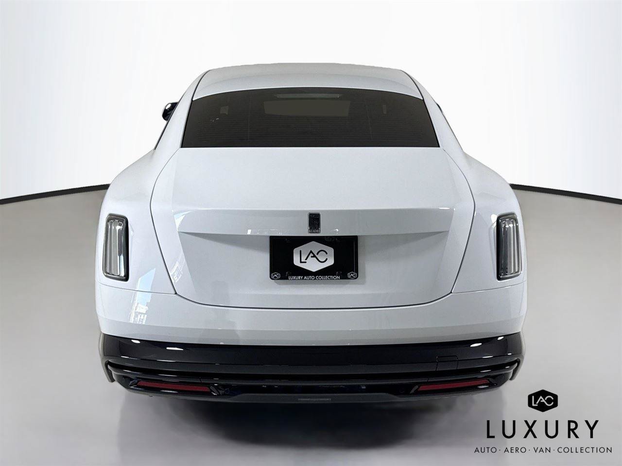 Used 2025 Rolls-Royce Spectre AWD/4WD image 7