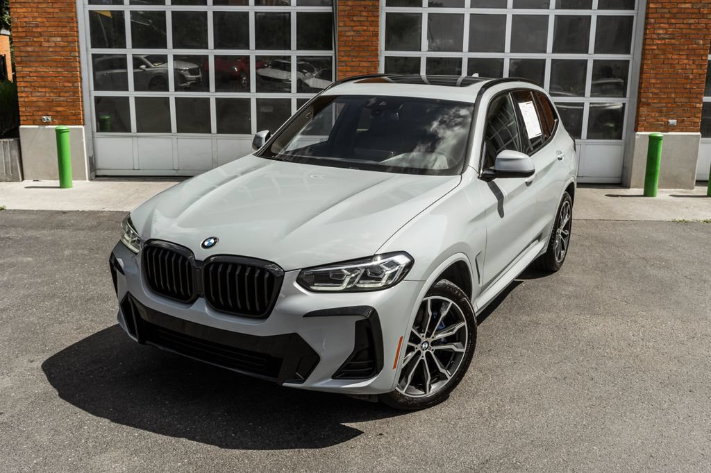 Used 2022 BMW X3 xDrive30i AWD/4WD image 2