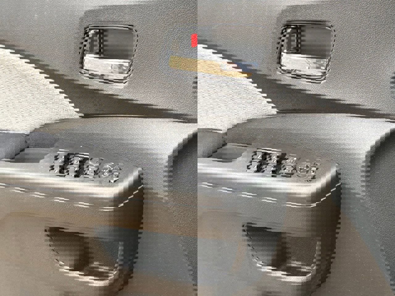 Used 2015 Honda CR-V EX image 12