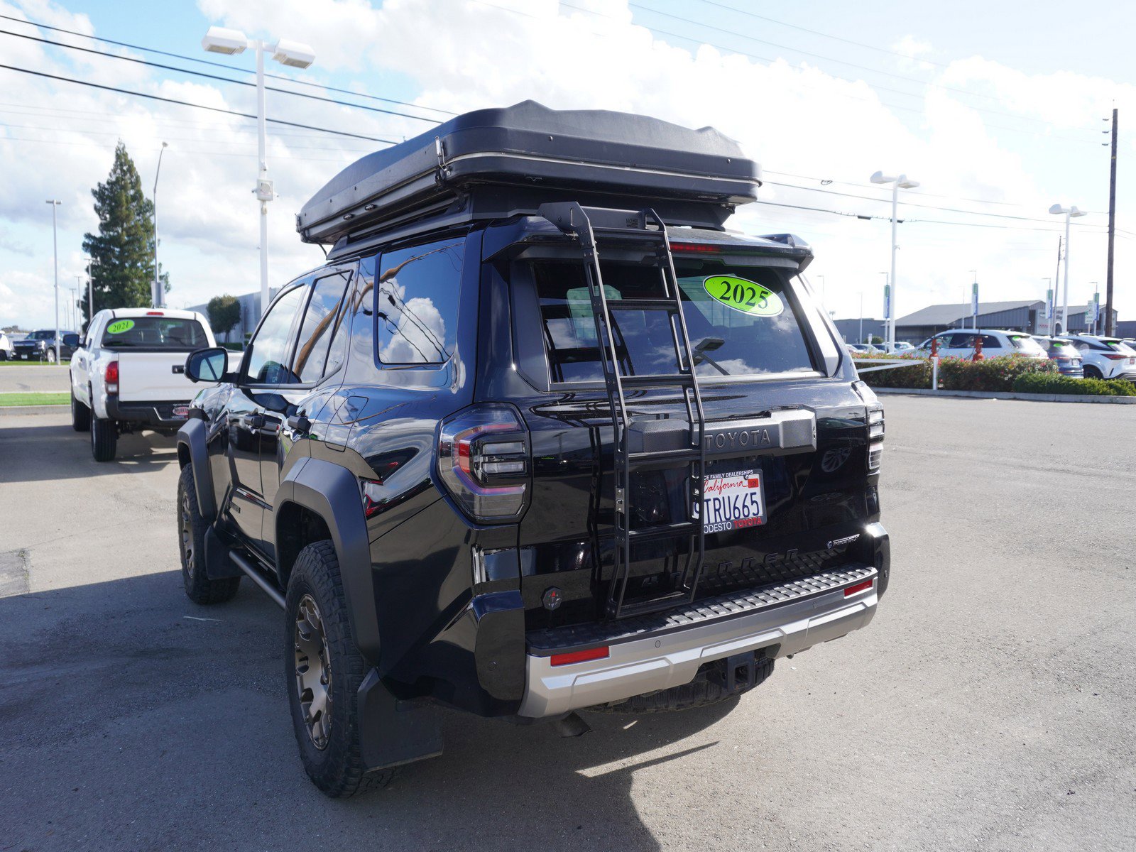 Used 2025 Toyota 4Runner Trailhunter image 10