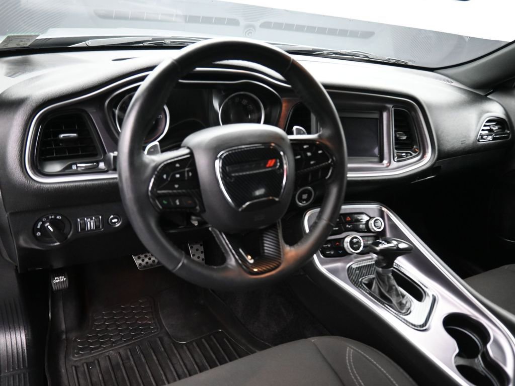 Used 2018 Dodge Challenger SXT w/ Super Sport Group (SS/T) image 13