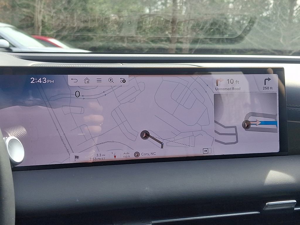 Used 2025 Genesis G80 2.5T Advanced image 6