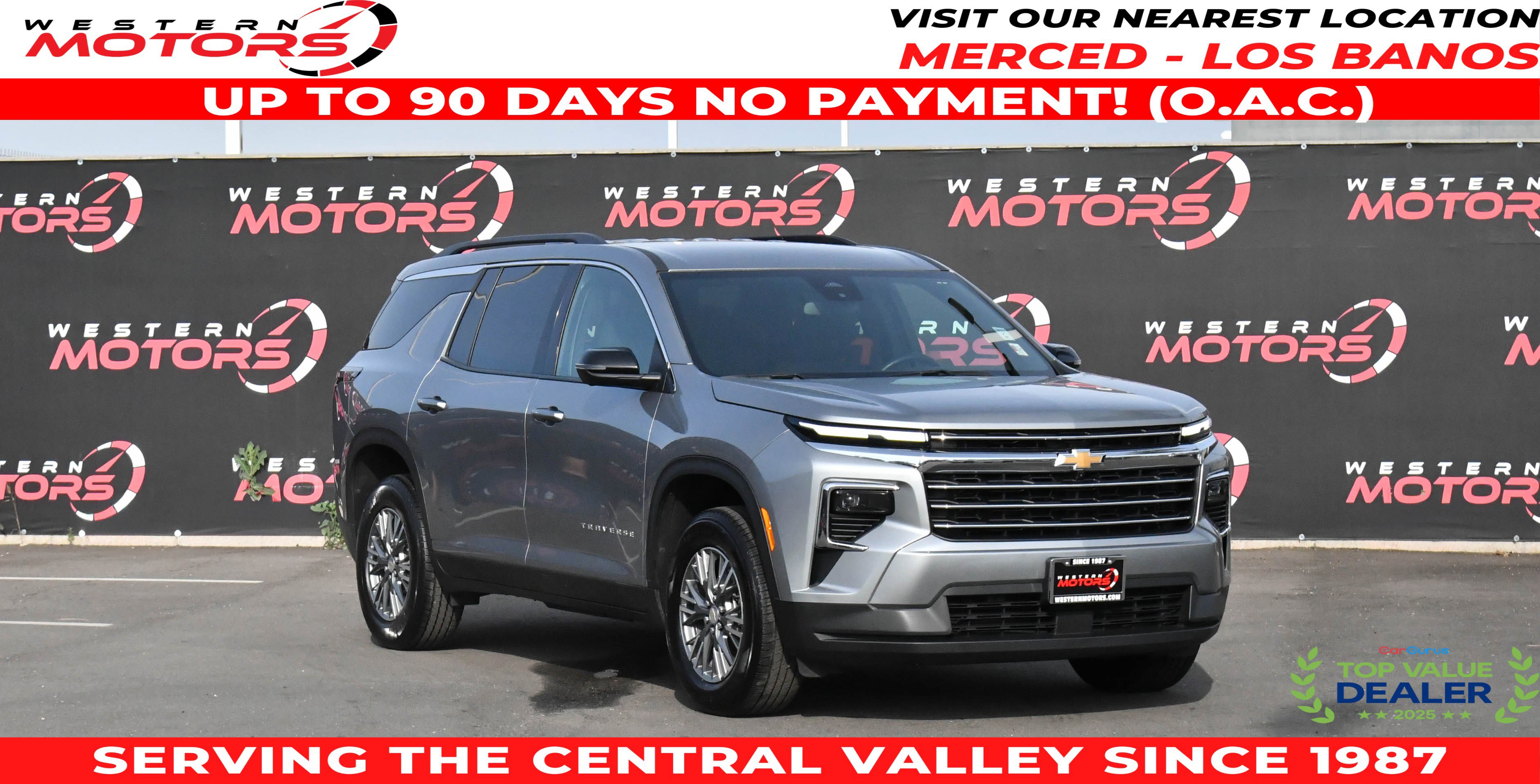 Used 2024 Chevrolet Traverse LT FWD image 1