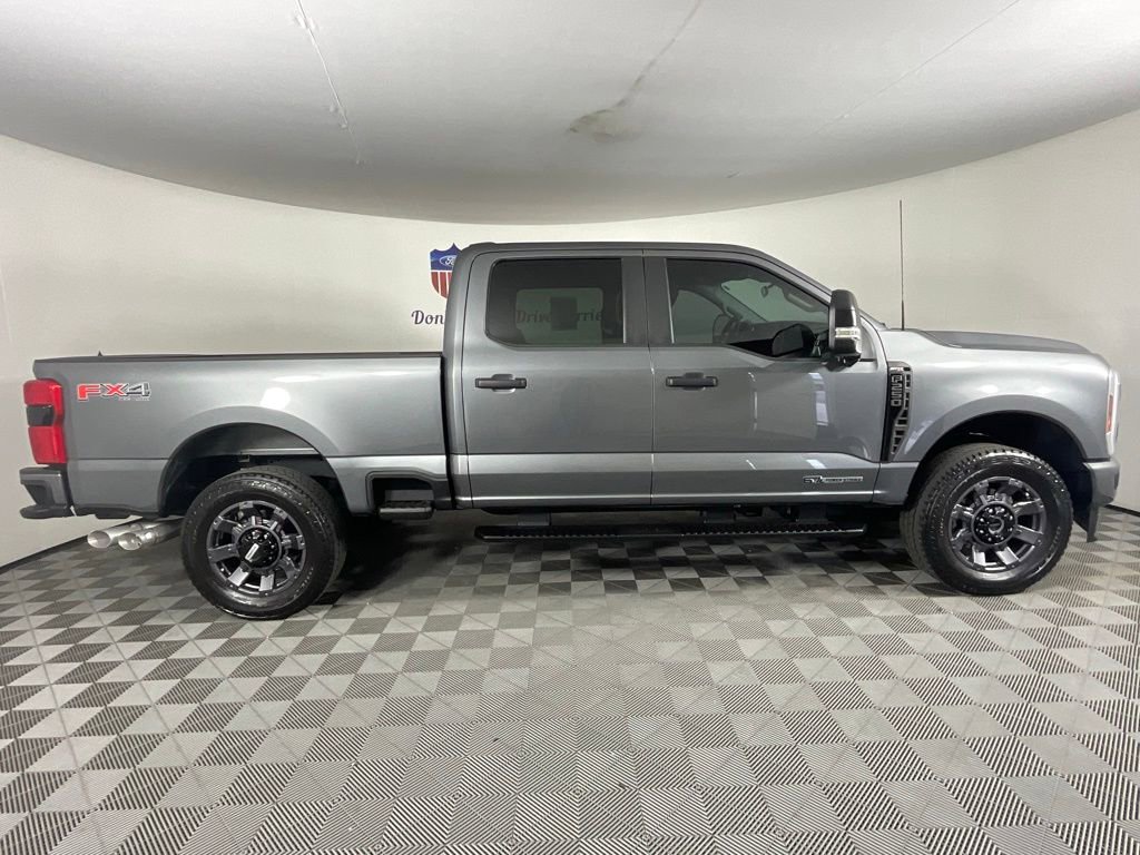 Used 2024 Ford F250 XL w/ STX Appearance Package image 2