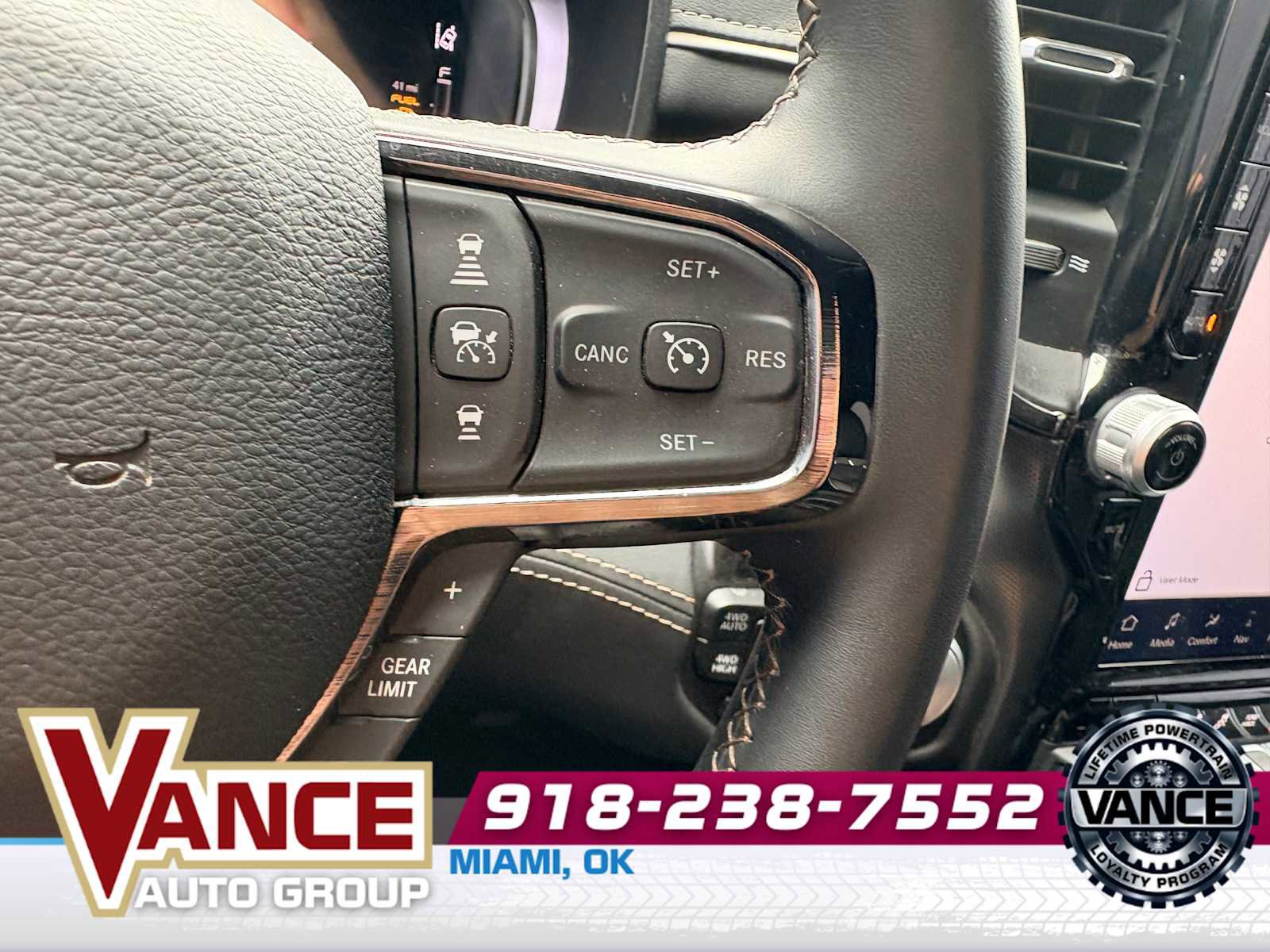 Used 2024 RAM 1500 Limited AWD/4WD image 32