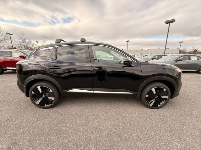 New 2026 Nissan Kicks SR w/ Cold Weather Package image 4