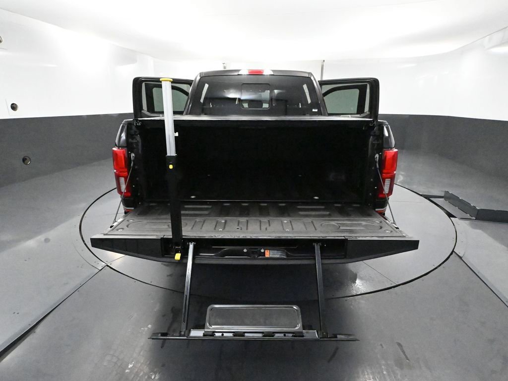 Used 2019 Ford F150 Lariat w/ Equipment Group 502A Luxury image 46