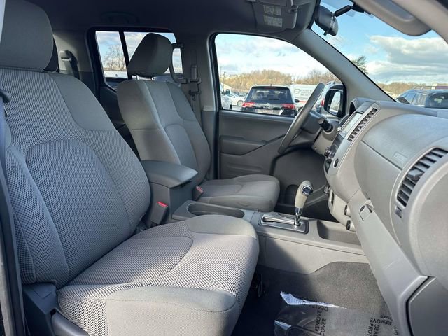 Used 2019 Nissan Frontier SV image 10
