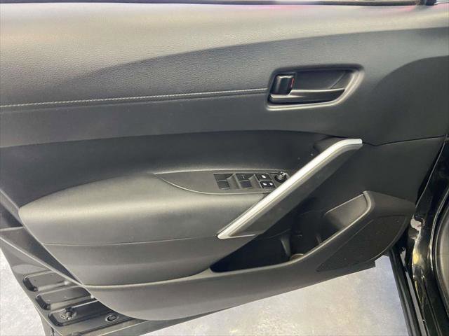 Certified 2022 Toyota Corolla Cross LE w/ Moonroof Package image 17