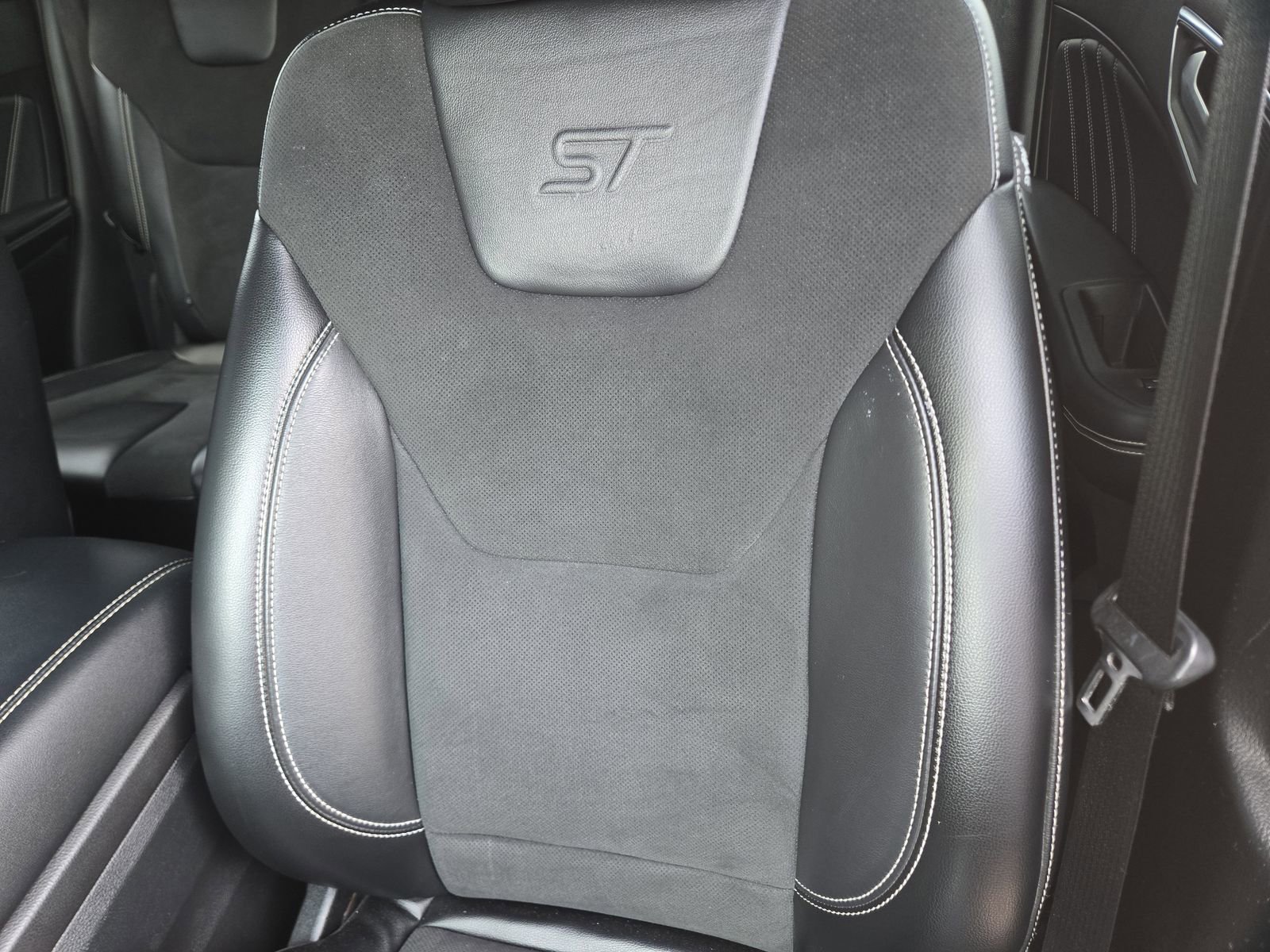Used 2022 Ford Edge ST AWD/4WD image 22