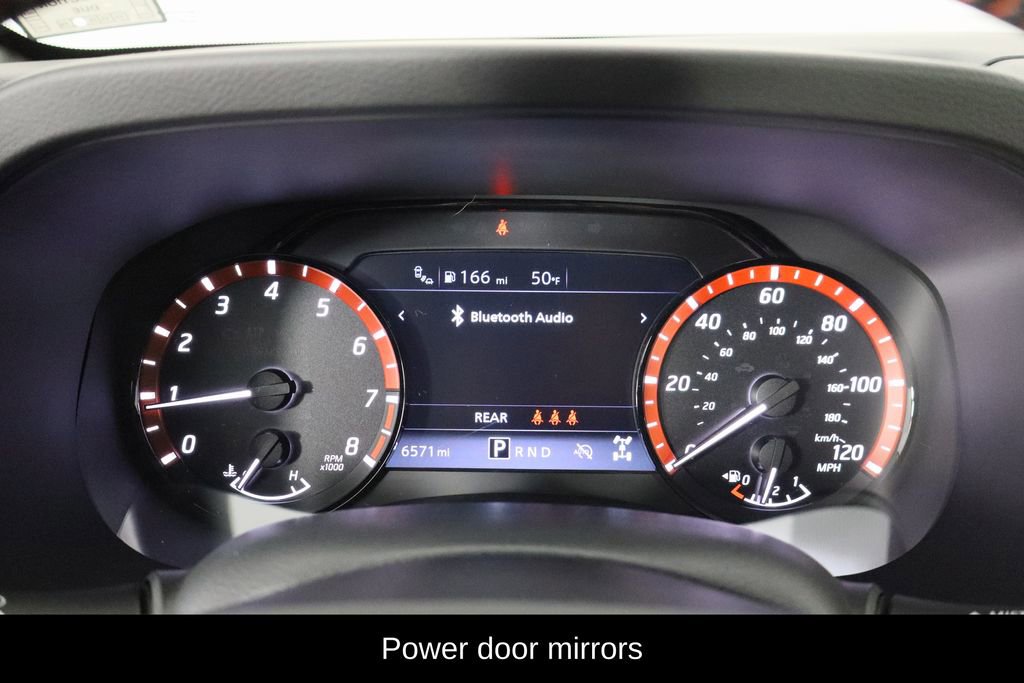 Used 2025 Nissan Frontier PRO-4X w/ Interior Protection Package image 11