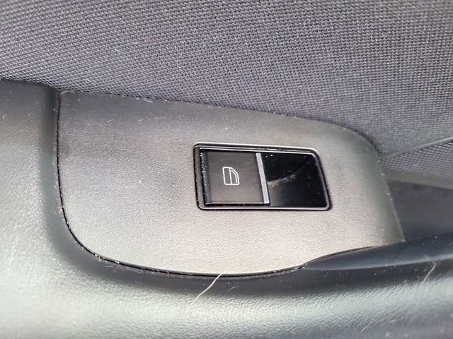 Used 2024 MAZDA MAZDA3 s image 17