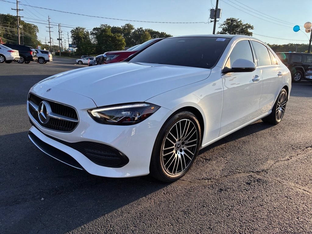 Used 2023 Mercedes-Benz C 300 4MATIC Sedan image 3