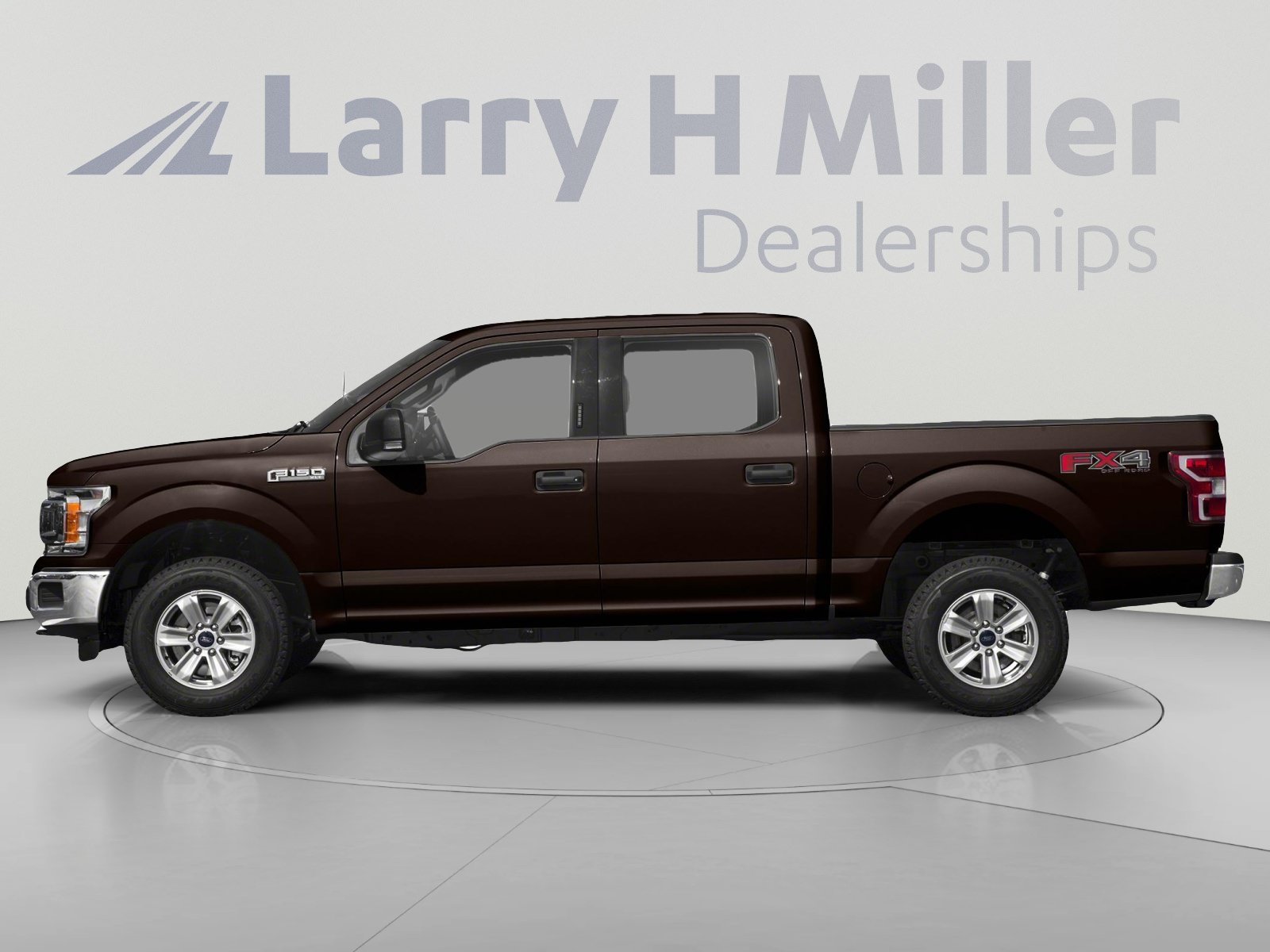 Used 2018 Ford F150 XLT w/ Equipment Group 302A Luxury AWD/4WD image 3