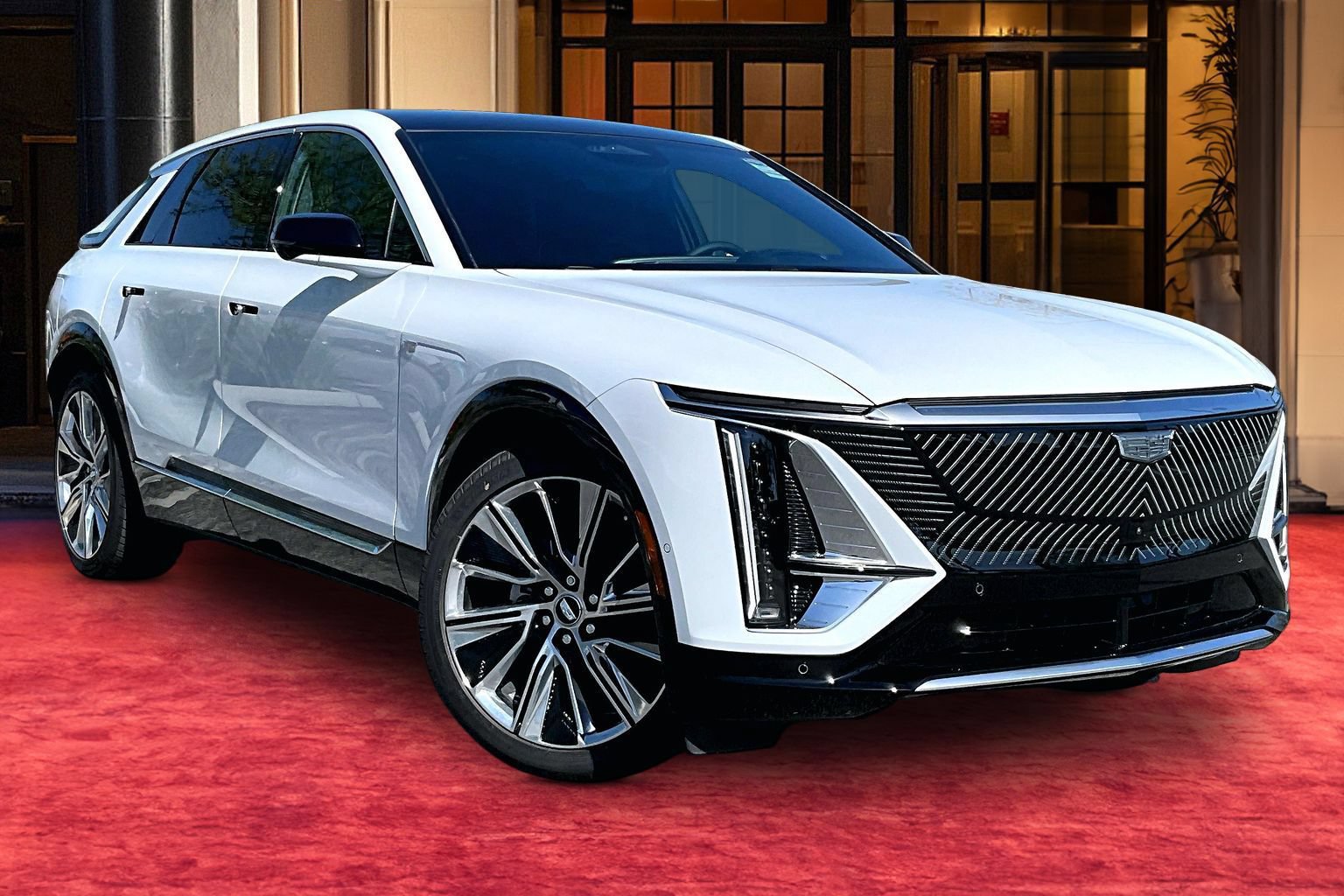 New 2027 Cadillac Lyriq Signature Luxury w/ Nappa Leather Package AWD/4WD image 2
