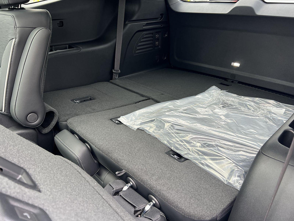 New 2026 Buick Enclave Sport Touring w/ Power Package FWD image 31