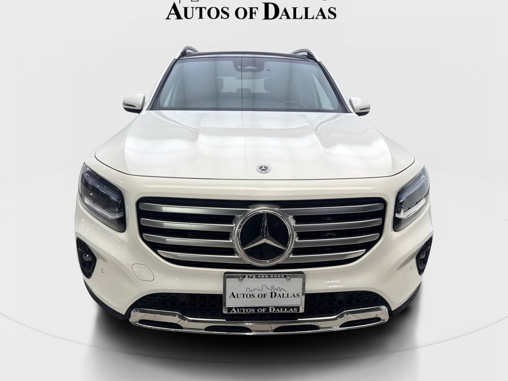 Used 2025 Mercedes-Benz GLB 250 4MATIC image 3