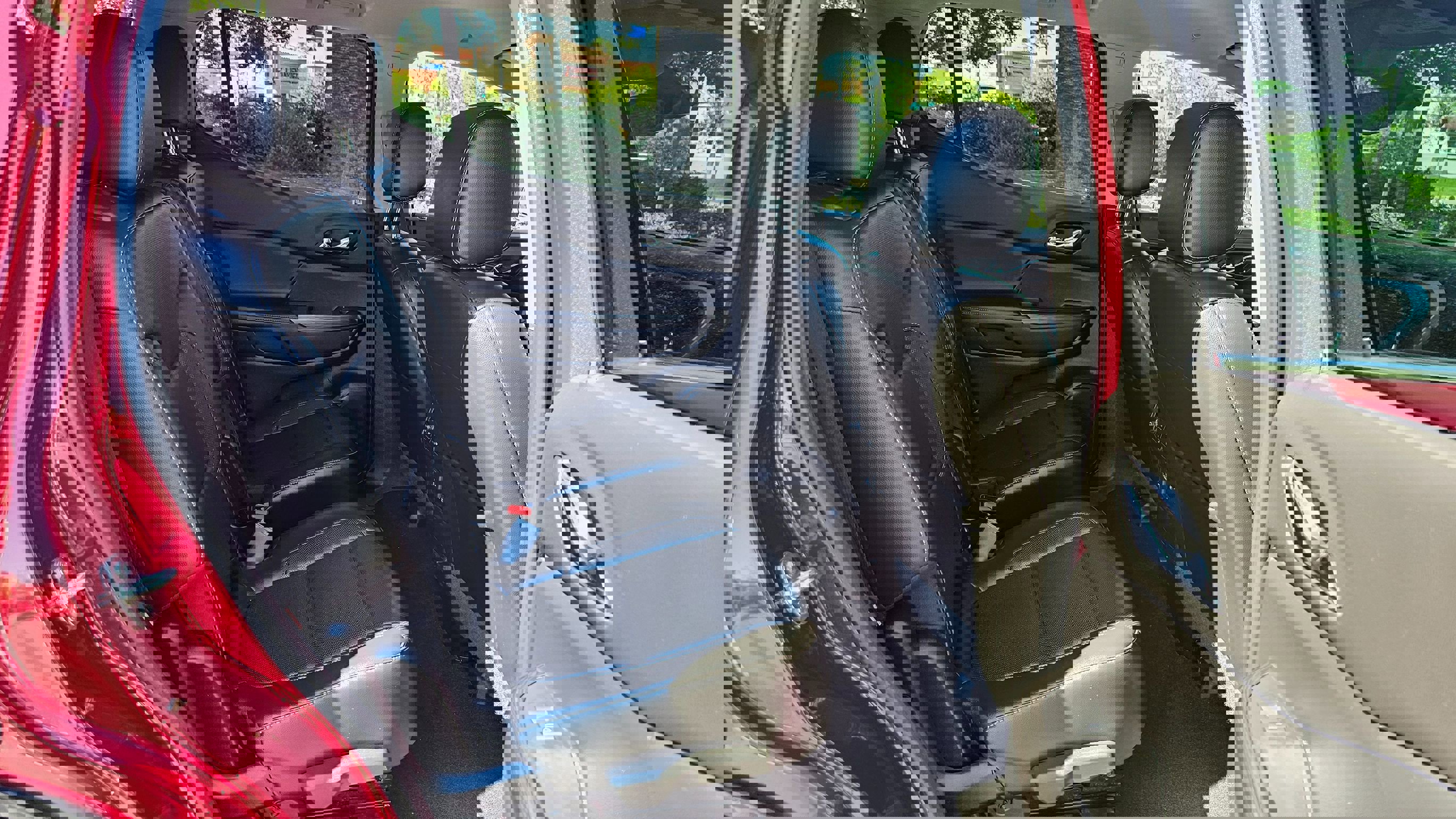 Used 2020 GMC Acadia SLT image 25