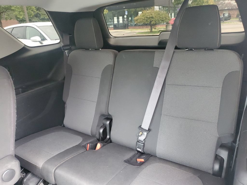 Used 2020 Chevrolet Traverse LT w/ LPO, Floor Liner Package AWD/4WD image 26