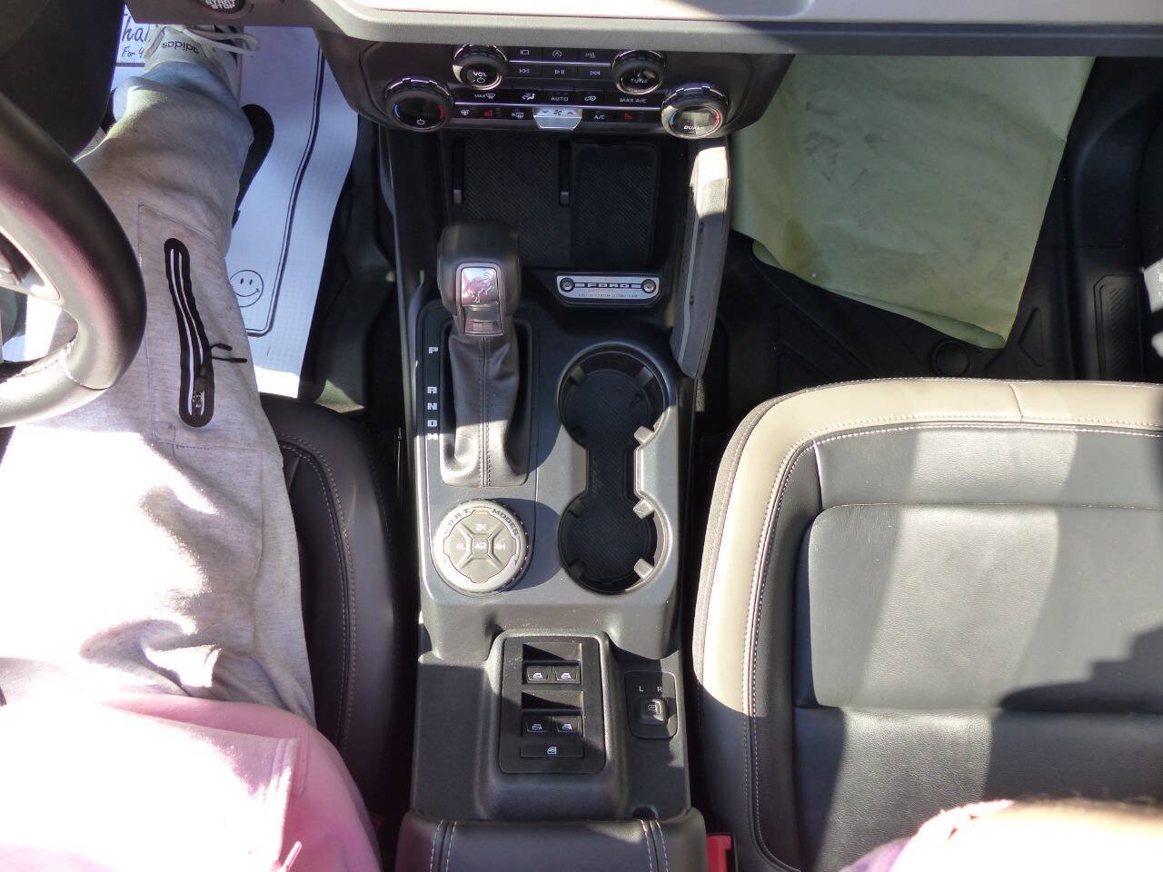 Used 2025 Ford Bronco Outer Banks AWD/4WD image 45