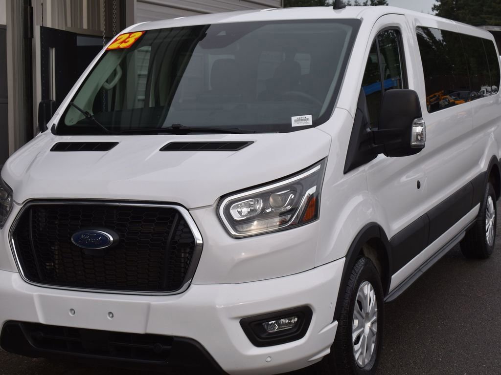 Used 2023 Ford Transit 350 XLT image 2