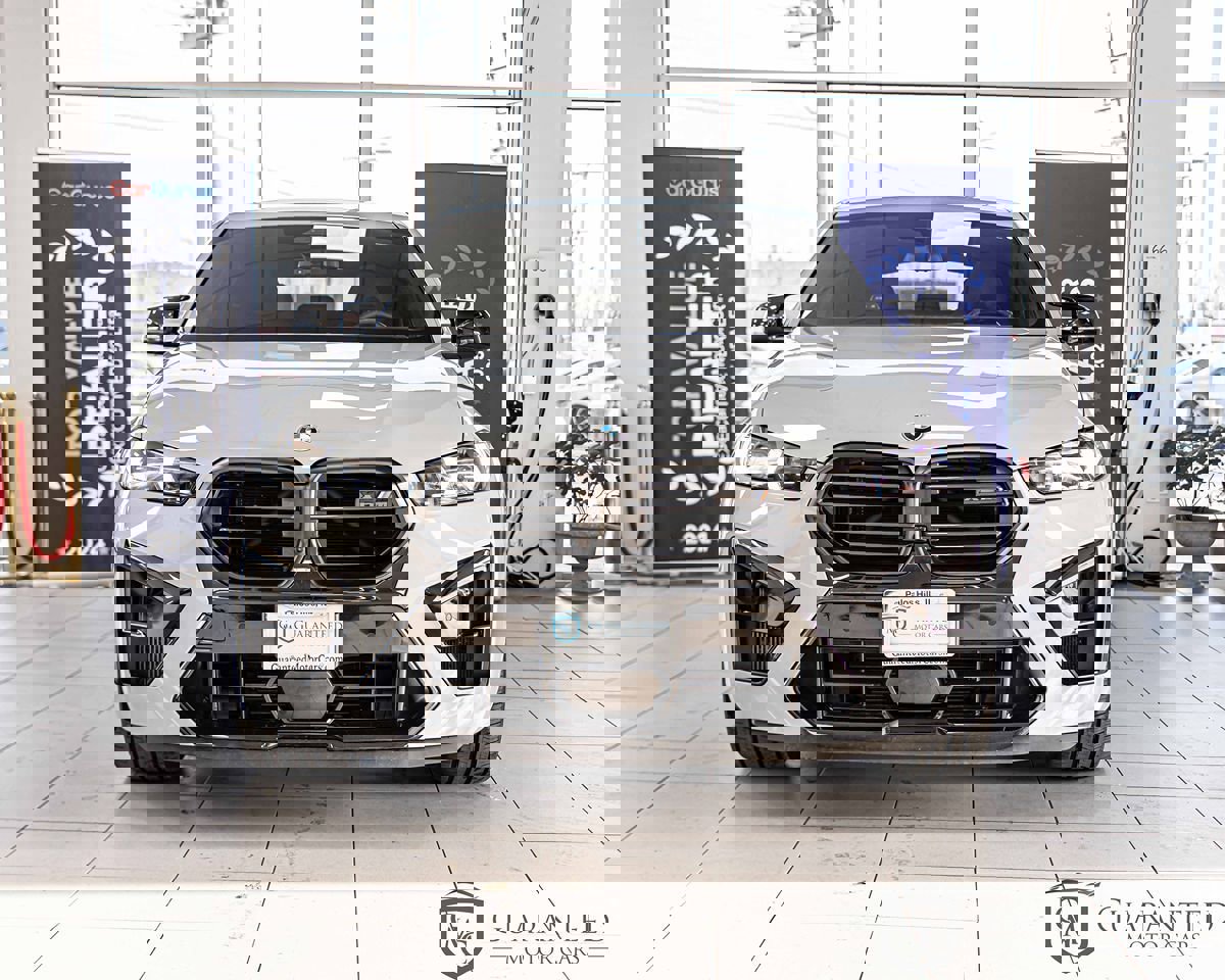 Used 2025 BMW X6 M Competition w/ Executive Package image 2