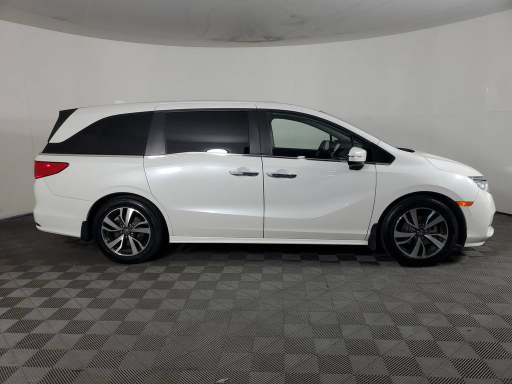 Used 2023 Honda Odyssey Touring image 3