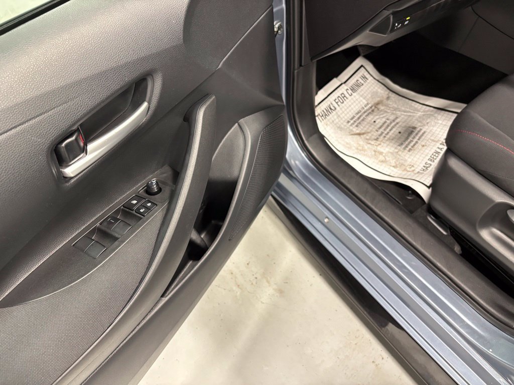 Used 2026 Toyota Corolla SE FWD image 9