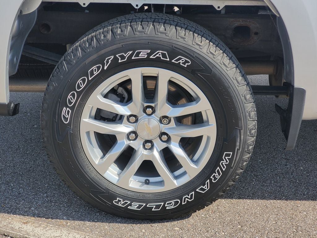 Used 2020 Chevrolet Silverado 1500 LT w/ All-Star Edition AWD/4WD image 5