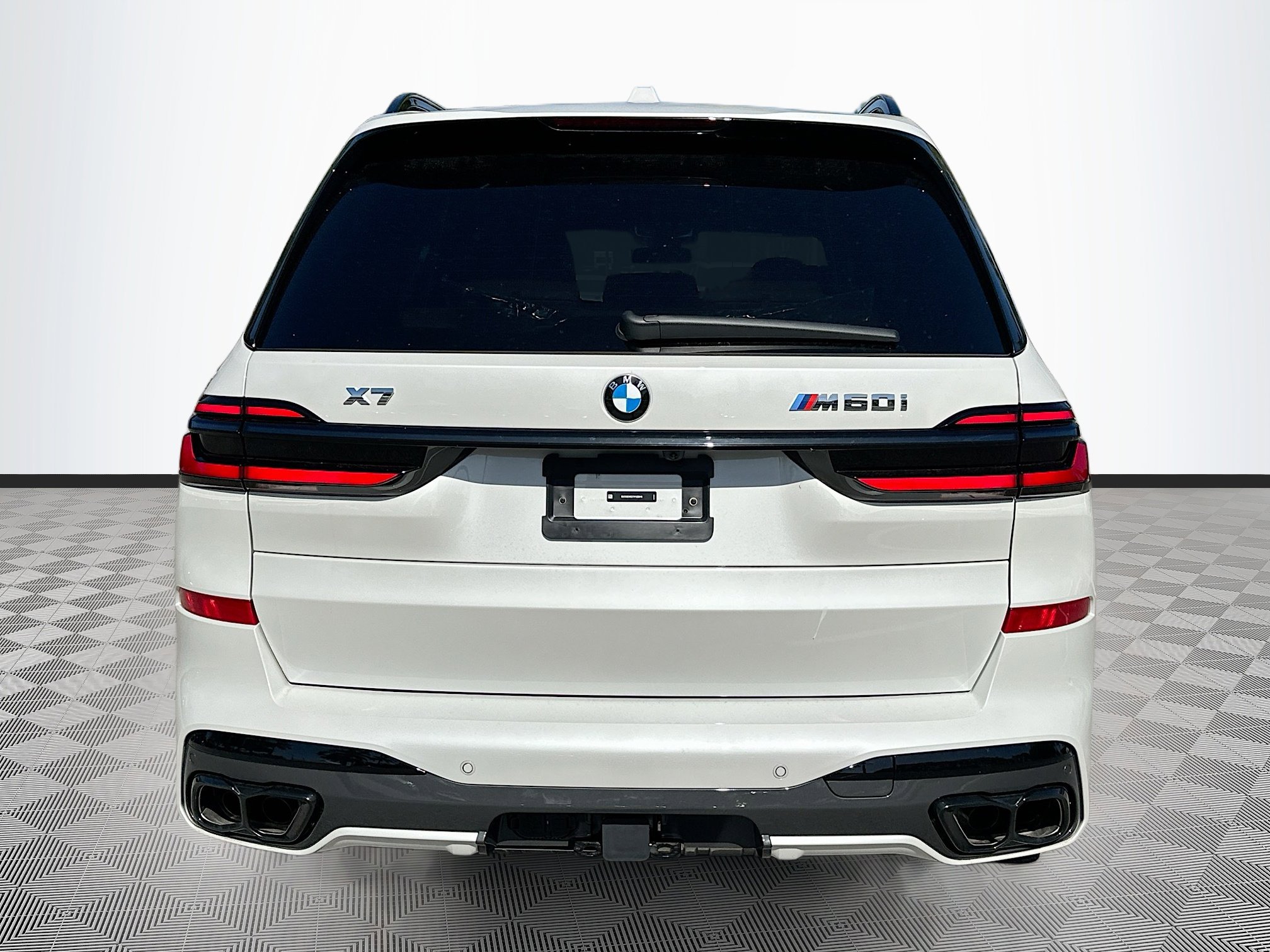 New 2026 BMW X7 M60i w/ Executive Package image 5