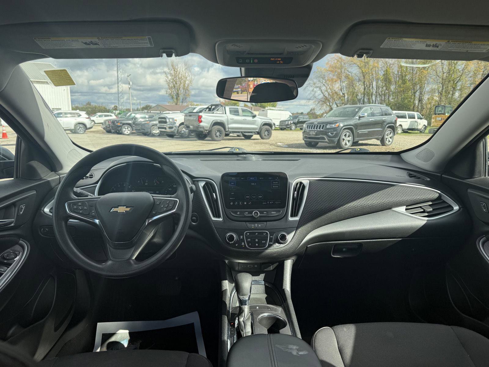 Used 2023 Chevrolet Malibu LT image 17