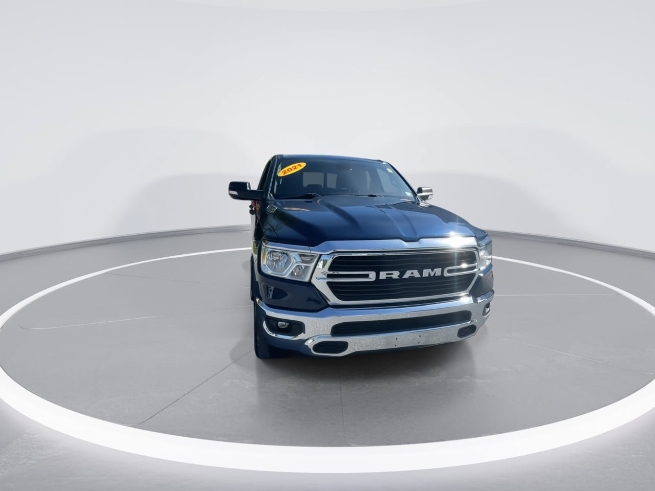 Used 2021 RAM 1500 Big Horn AWD/4WD image 3