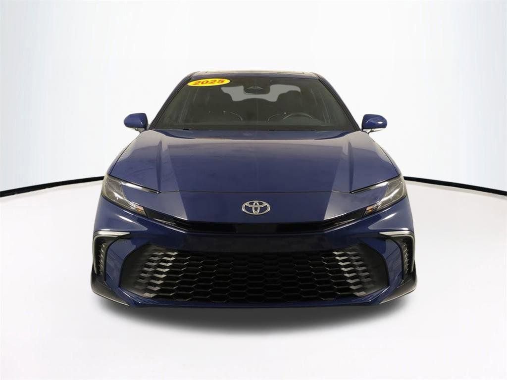 Used 2025 Toyota Camry SE w/ Multimedia Upgrade Package image 3