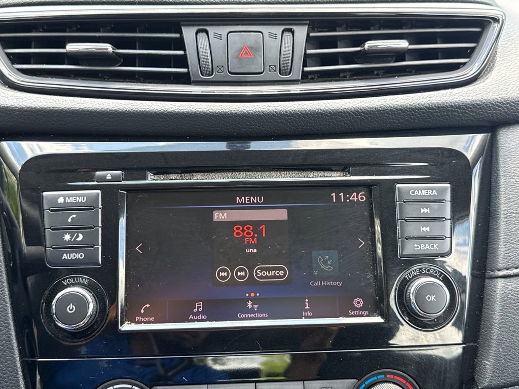Used 2018 Nissan Rogue S FWD image 25