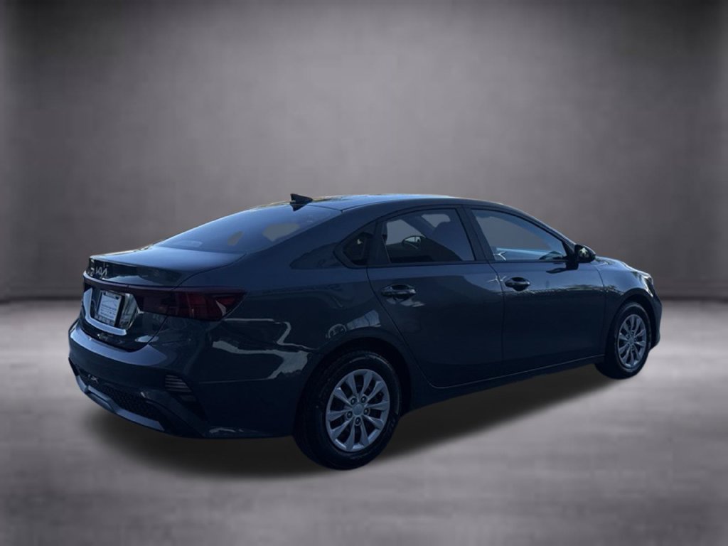 Used 2023 Kia Forte LX FWD image 4