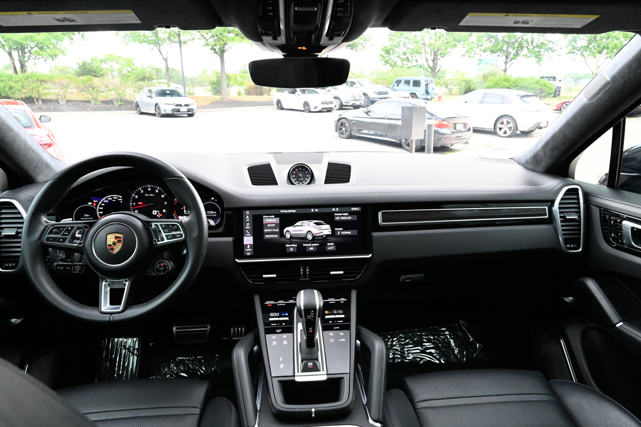 Used 2021 Porsche Cayenne Turbo AWD/4WD image 45
