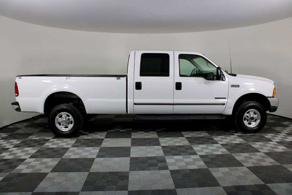 Used 2000 Ford F350 Lariat image 8